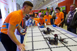 Второй ежегодный международный фестиваль робототехники "Робофинист"